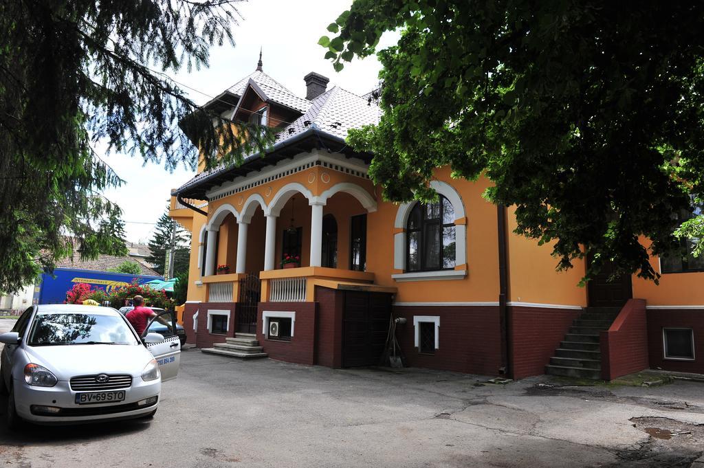 Pensiunea Onix Făgăraş Kültér fotó