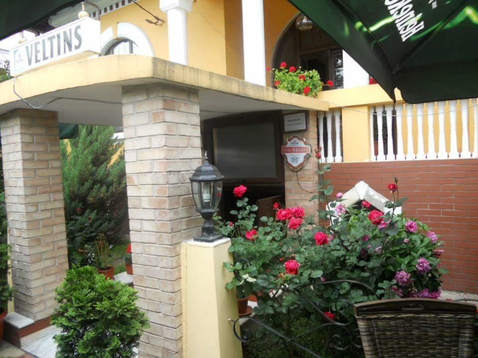 Pensiunea Onix Făgăraş Kültér fotó